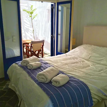 Apianes Villa Agkeria