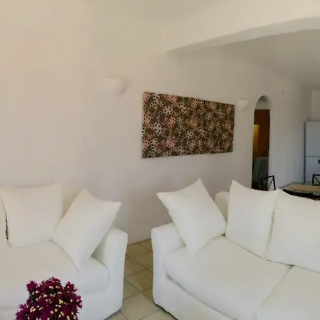 Apianes Villa Agkeria